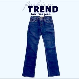 J Brand Jean, low rise, straight leg, size 30, dark indigo wash